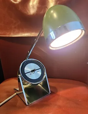 ♡♡ VINTAGE RETRO Hamilton Industries GREEN AVACODO Atomic Bullet Desk Lamp ♡♡♡♡ • $99.99