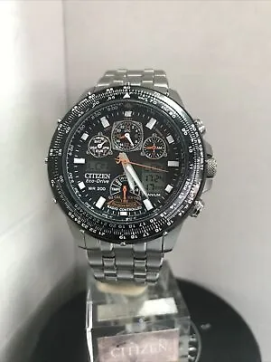 Citizen Men’s Eco-Drive Skyhawk A-T Titanium Pilot Bracelet Watch JY0010-50E • £389.99