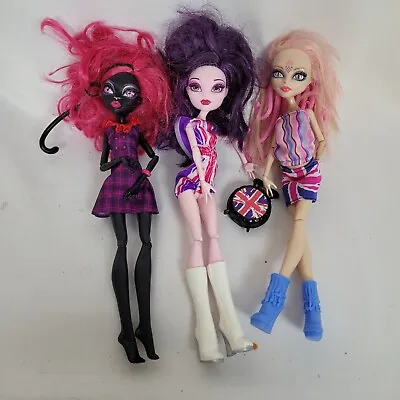 Monster High Ghoulebrities In Londoom Elissabat Viperine Gorgon Catty Noir Doll • $149.99
