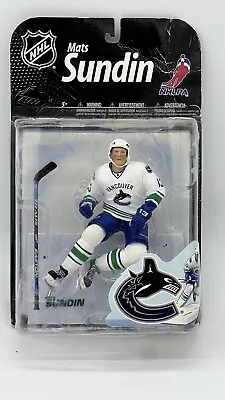 McFarlane NHL Series 22 Vancouver Canucks Matt Sundin 2009  • $19.99