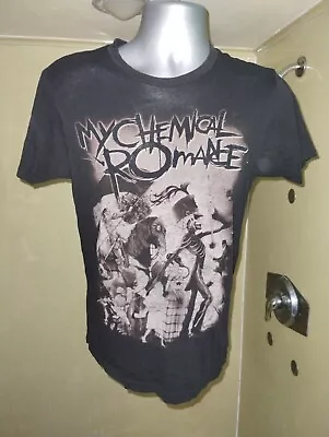 My Chemical Romance Shirt Sz Medium Men's RARE 2007 Tour Shirt The Black Parade  • $19
