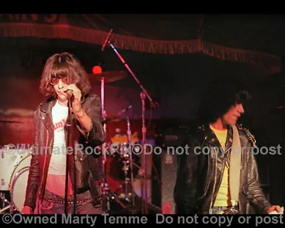 $38.95 • Buy JOEY RAMONE PHOTO DEE DEE RAMONE THE RAMONES 8x10 Concert Photo By Marty Temme