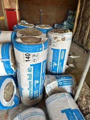 £23 • Buy 100mm Knauf Loft Roll 44 Glass Mineral Wool Insulation - 1140mmx12.8m (13.89m²)