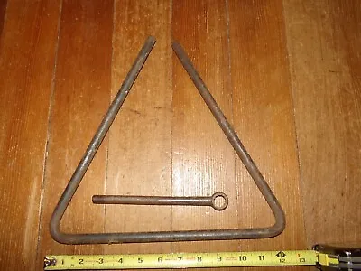 Vintage Western Ranch 12  Triangle Heavy Wrought Iron Metal Farm Bell • $19.99