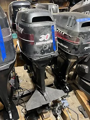 2000 Mercury 30 Hp 2-Stroke 20  Outboard Boat Motor Engine Runs Well Good Shape • $2400