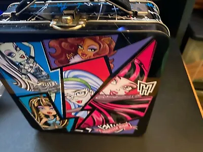 Monster High Favor Tin Box 5 3/4  X 53/4  • $5.99
