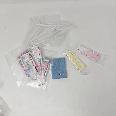 Magic Attic Tonner Doll Accessory Lot Fans Crossbody Bag Floral Napkins Hangers • $9.99