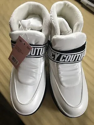 NWT Juicy Couture Women's Veronica White W/Black Winter Platform Boots Size 6 • £22.77