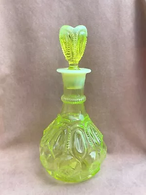 Vintage LE Smith Moon And Stars Vaseline Decanter Carafe Uranium  11 1/2   • $170.50