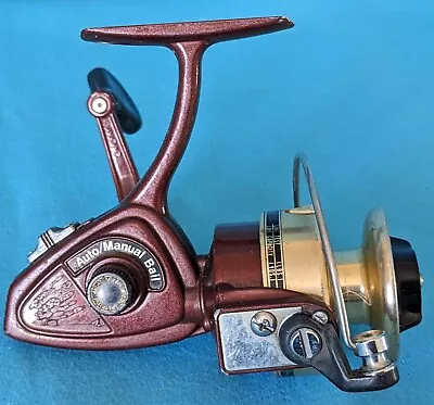 Vintage Shakespeare 2401 Spinning Reel Made In Japan • $35