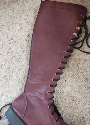 £17 • Buy Red / Burgundy Knee-high Lace-up Chunky Grunge Combat Boots UK 9