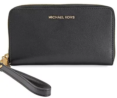 NWT Michael Kors Travel Phone Multifunction Large Wristlet Wallet Black NEW🎀 • $65