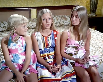 8x10 Color Photo Of Maureen McCormick  Eve Plumb & Susan Olsen.  Free Shipping. • $6.99