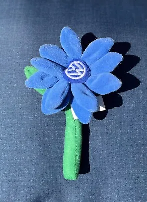 OEM Dash Blue Flower Plush Daisy For VW Volkswagen Beetle EUC • $16.99