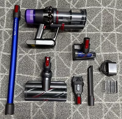 Dyson V11 Torque Drive Cordless Vacuum| Nice Pre-owned Set! • $34