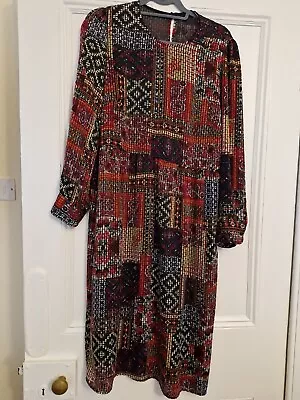 Zara Midi Dress In Tapestry Pattern Red Black Green Size L • £6