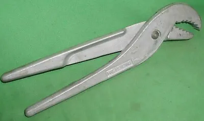Vintage New! Non-adjustable BLEDSOE PLIERS 8-1/2  Long Hand Tool Minneapolis • $11.99