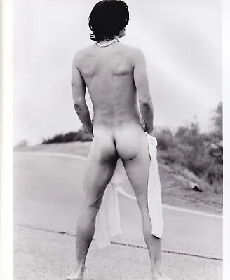 Press Photo Actor Keanu Reeves Poses Nude 1993 • £4.25
