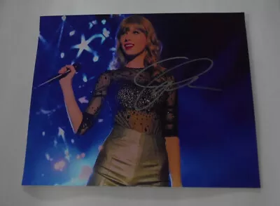 Taylor Swift Hand Signed Photo Singing Live • $90