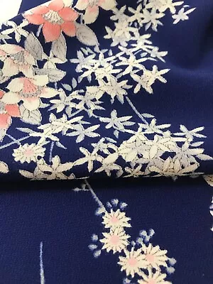 @@ Vintage Japanese Kimono Silk Fabric /smooth Crepe Navy Blue Floral AP55 • £8.19