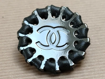 £36.99 • Buy CHANEL BUTTON Single Replacement Interlocked CC Logo Metal Leather / Fabric ?