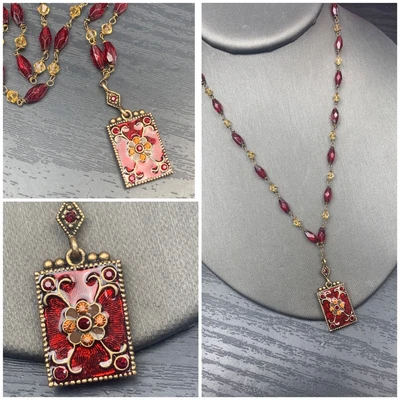 $20 • Buy ￼ Vintage Red Citrine Crystal Enamel Reversible Delicate Necklace  18”