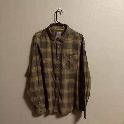 Mountain Hardwear Men’s Plaid Button Down Size 2XL  • $10