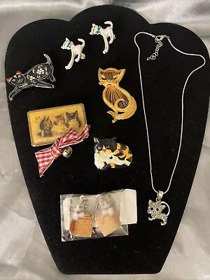 $16 • Buy 8 Piece Vintage And Modern Mixed Tone/Style Cat Brooch/Pin Lot
