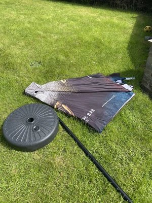£49 • Buy Guinness Parasol & Base ( Brand New - Still In Boxes )