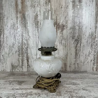 White Milk Glass Hurricane Electric Parlor Table Boudoir Lamp Vintage • $19.97