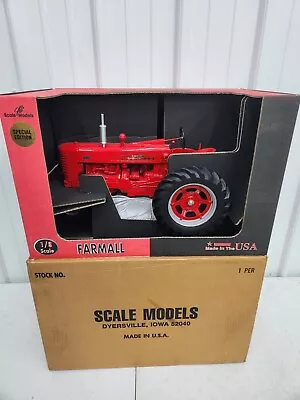 1/8 Scale Models Farmall 400 Toy Tractor In Box International Harvester Case IH • $499.99