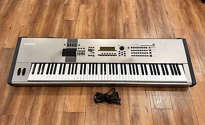 Yamaha Motif 8 Music Workstation 88 Keys Fully Functional • $1100