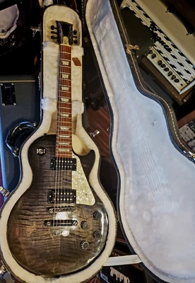$2800 • Buy Gibson Les Paul Joe Perry Trans Black