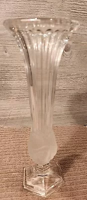 BEAUTIFUL Vintage ILLUSIONS Glass Vase With FROSTED ROSE • $25.20