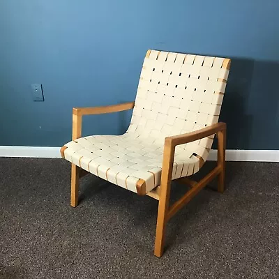 Knoll Risom Lounge Chair • $900