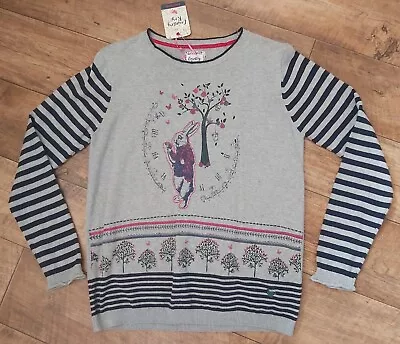 BNWT Country Rose Jumper Sweater Alice In Wonderland White Rabbit Size Medium  • £20