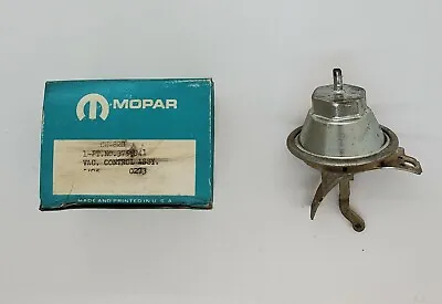 1974 Plymouth Dodge 225 Slant Six Vacuum Advance 3755041 NOS • $39.50