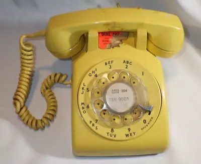 Vintage Bell System Western Electric Yellow 1970's Rotary Desk Phone Telephone • $11.99