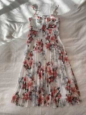 £5.70 • Buy Limited Collection From M&S Size 8 Summer Dress