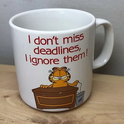 Vintage Garfield Cat Coffee Mug Cup 1978 -I Don't Miss Deadlines I Ignore Them! • $11.99