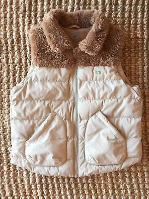 UNIQLO Girl Fur Collar FleeceLined Padded Vest Sz130 Fits 7-8yrs Height125-135cm • $12