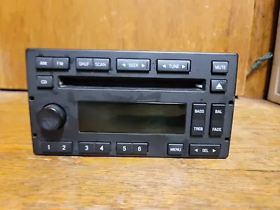 2007 Ford Crown Victoria Radio Stereo CD Player Mercury Grand Marquis Black • $100