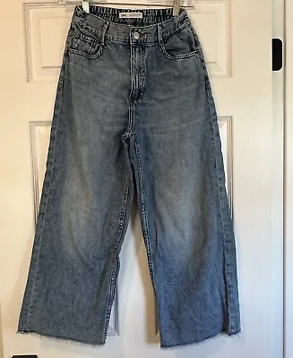 $9 • Buy Zara High Waisted Jeans Youth Girls Size 13 - 14.