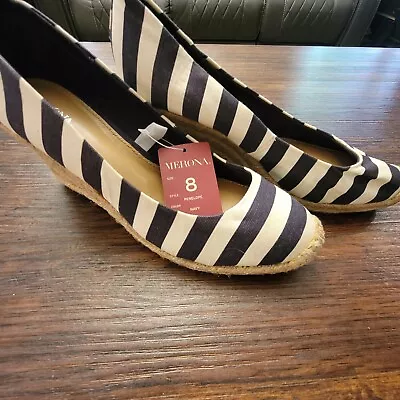 Women's Wedge Heel Shoes Size 9 Navy Blue & White Striped Merona Brand  • $14