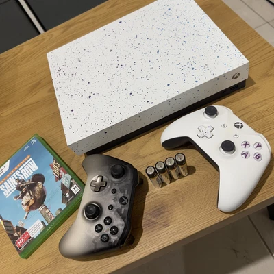 $404 • Buy LIMITED EDITION Xbox One X Hyperspace Edition + 2 Controllers + Saints Row 2022