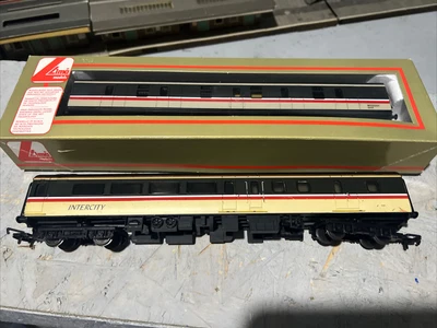 £45 • Buy 2x OO Gauge Intercity Swallow Coaches