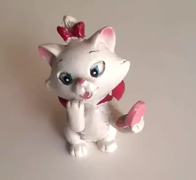 Vintage Disney The Aristocats Marie White Cat Pink Bow Figurine • $2.99