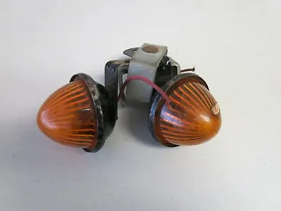 Vintage SAE Yankee Clearance Light With Bracket Pair • $42.50