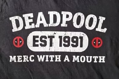 Marvel T-shirt Size Large Black Deadpool • £2.75