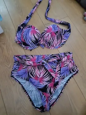 Ladies  Purples And Pinks Padded Underwired Halterneck Bikini Size 10/14 • £6